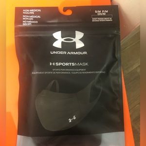 Under armour sports masks s/m-